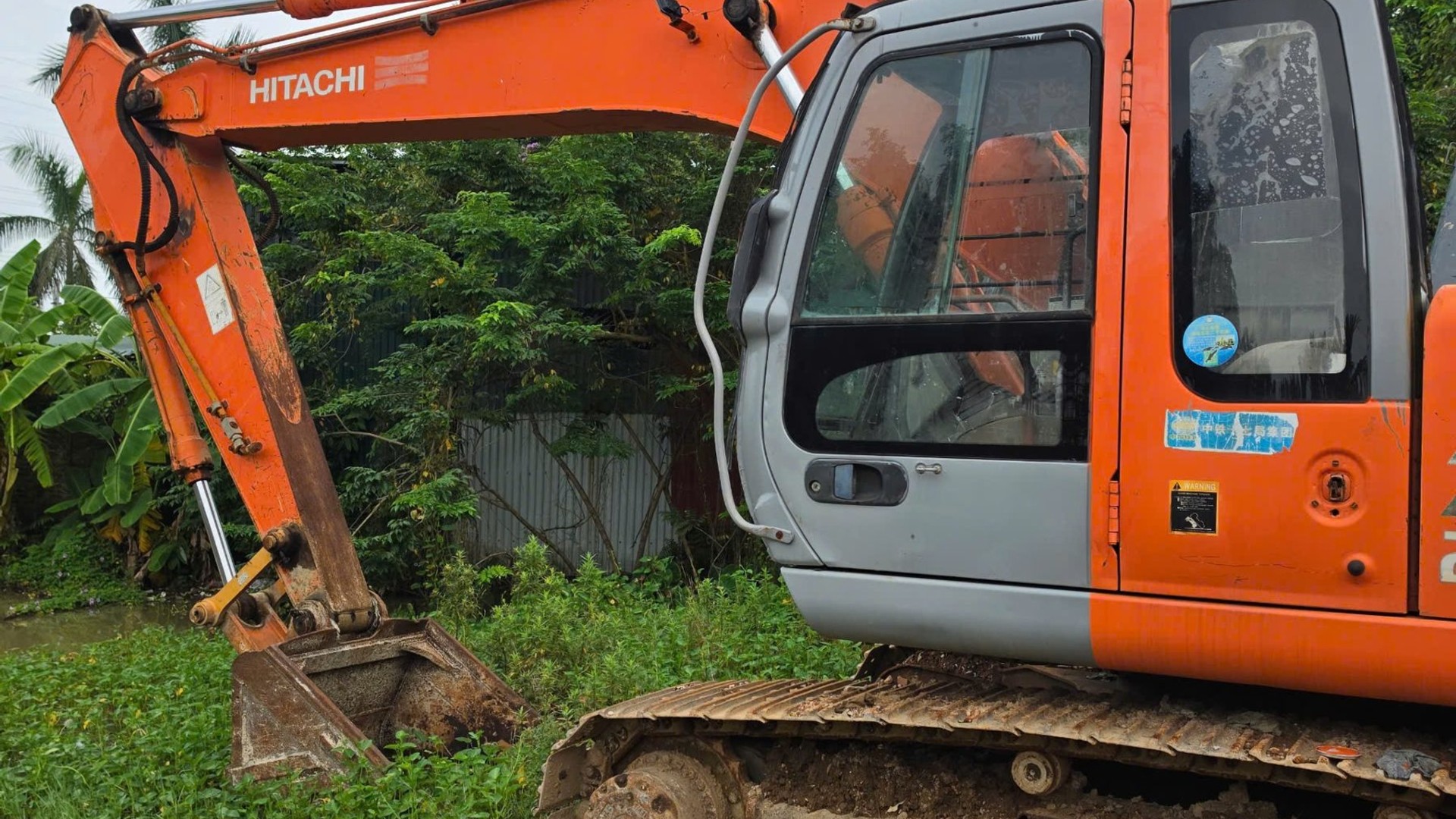 Máy Xúc HITACHI Zaxis 200-1