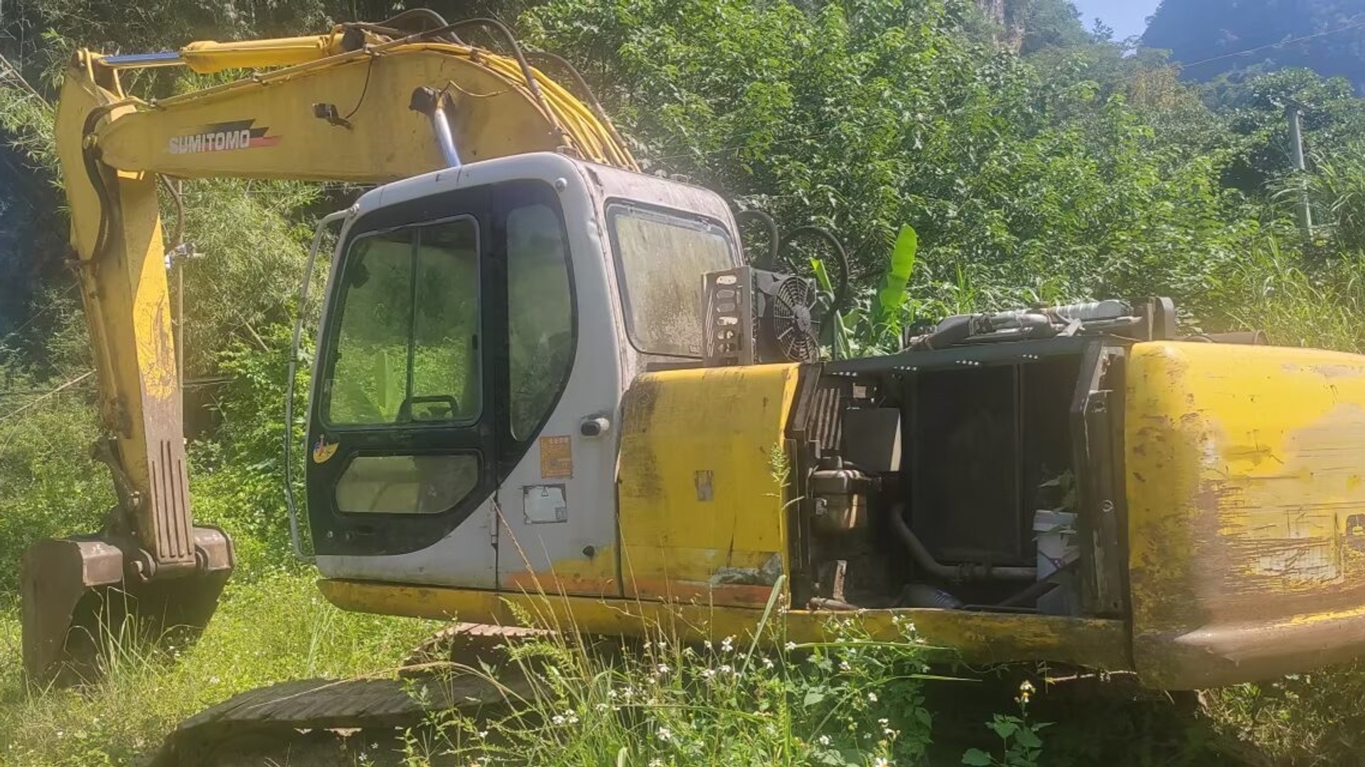 Máy Xúc SUMITOMO SH 200-3