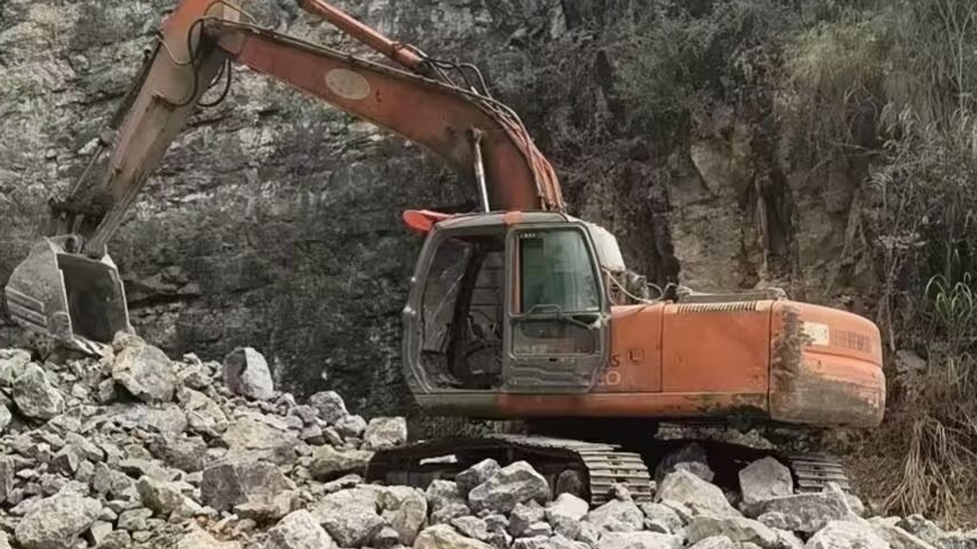 Máy Xúc HITACHI Zaxis 200-1