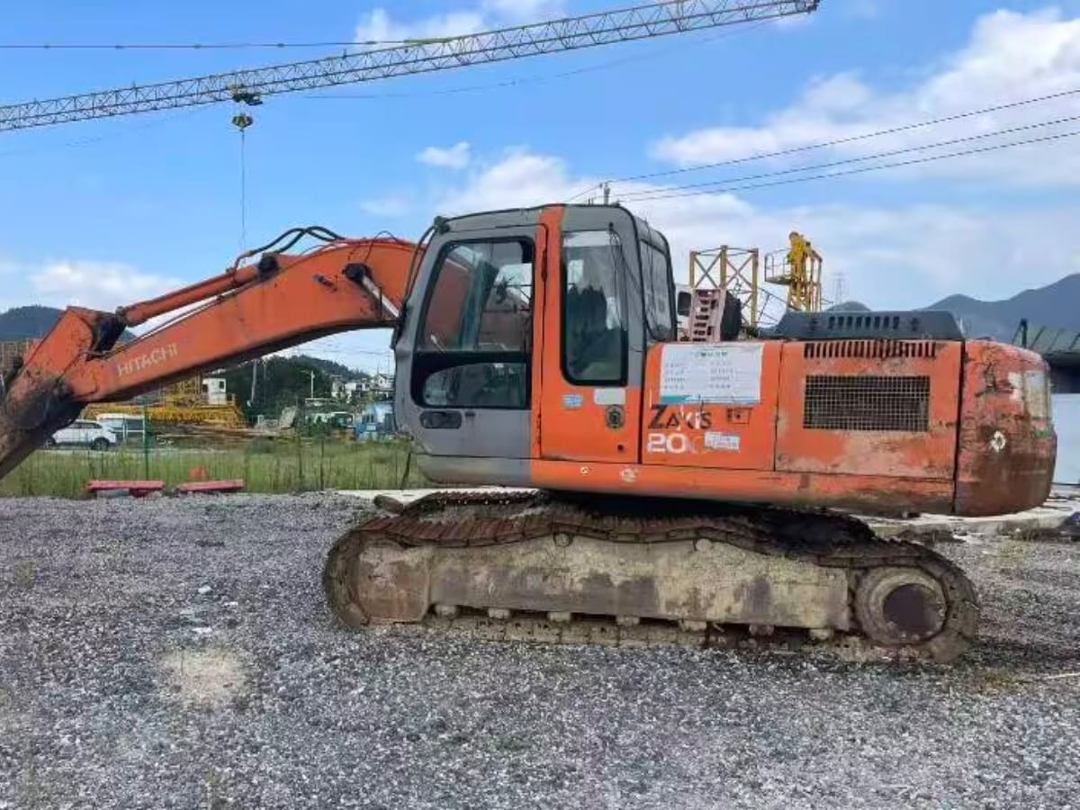 HITACHI Zaxis 200-1