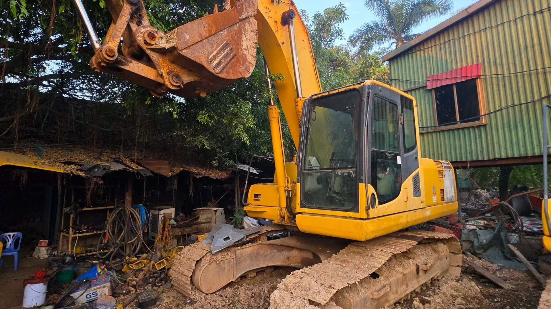 Máy Xúc KOMATSU PC 200-8