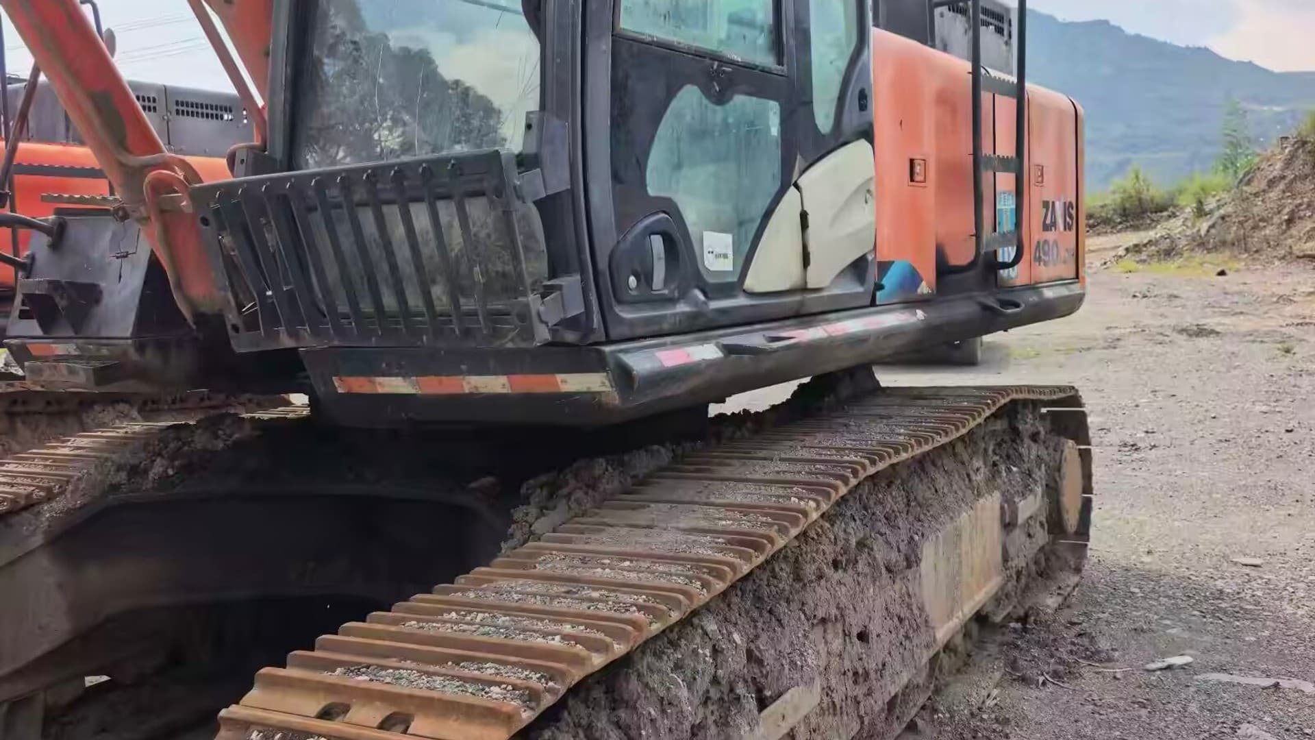 Máy Xúc HITACHI Zaxis 490LC - 5A