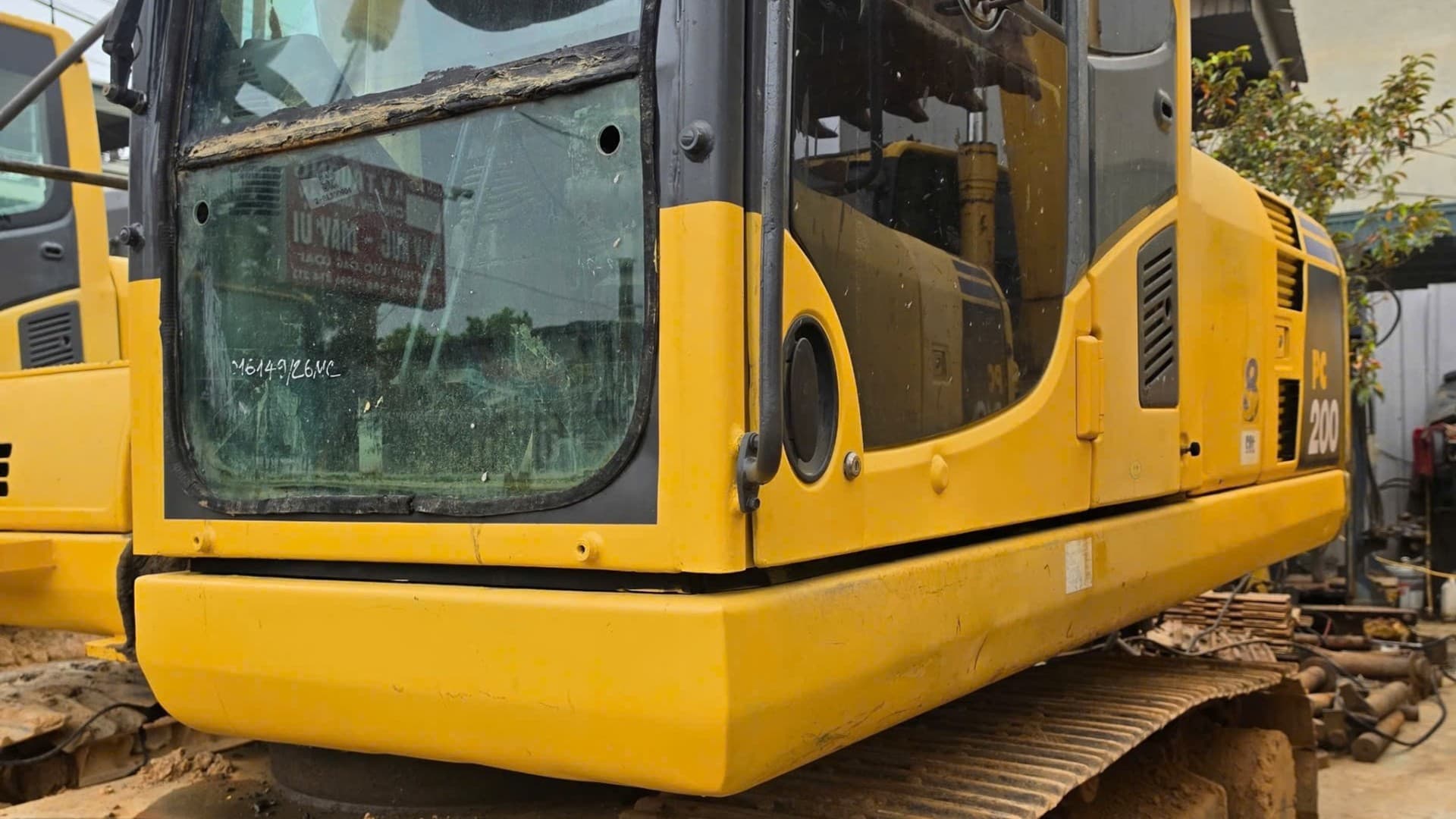 Máy Xúc KOMATSU PC 200-8