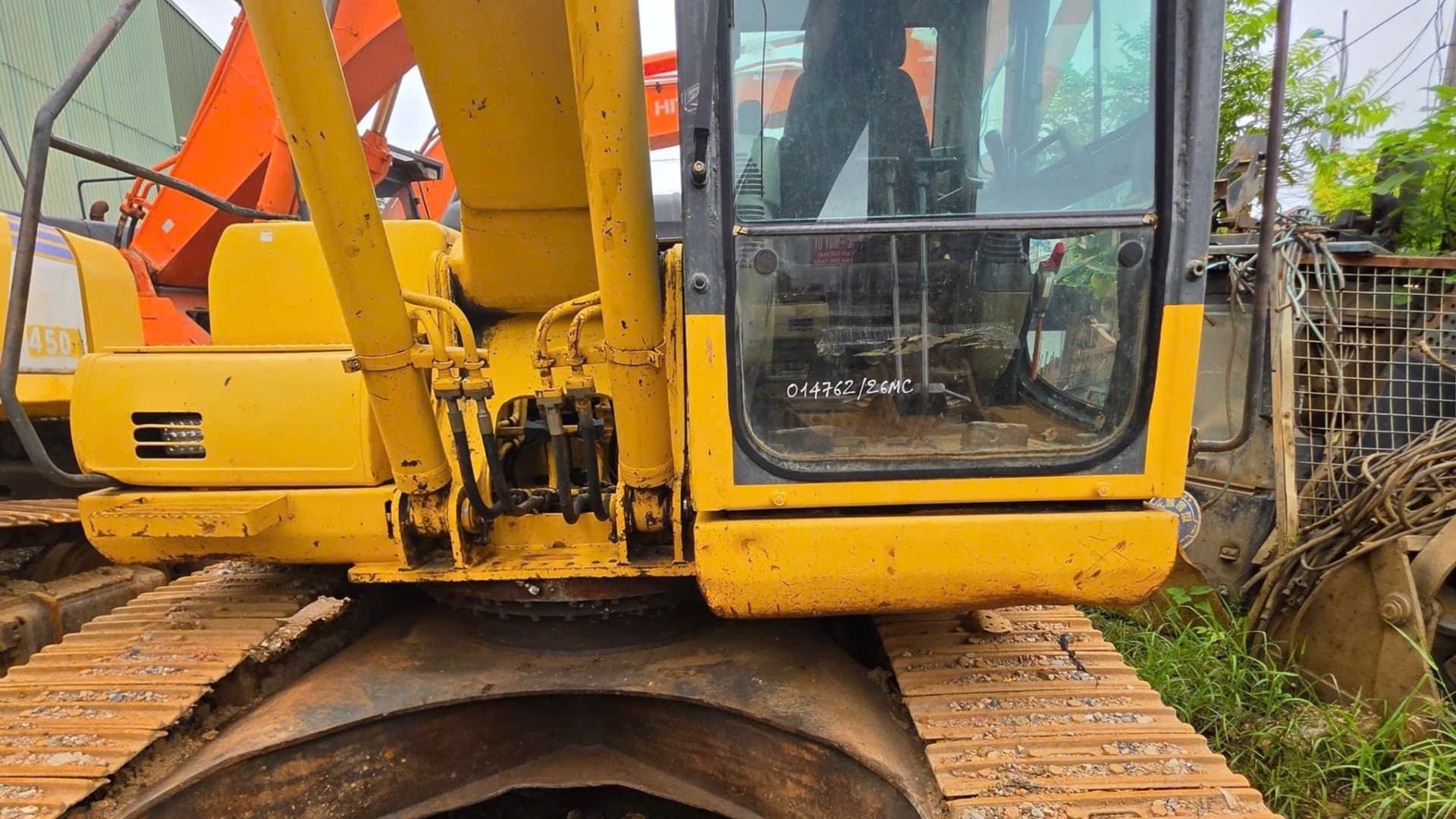 Máy Xúc KOMATSU PC 200-8