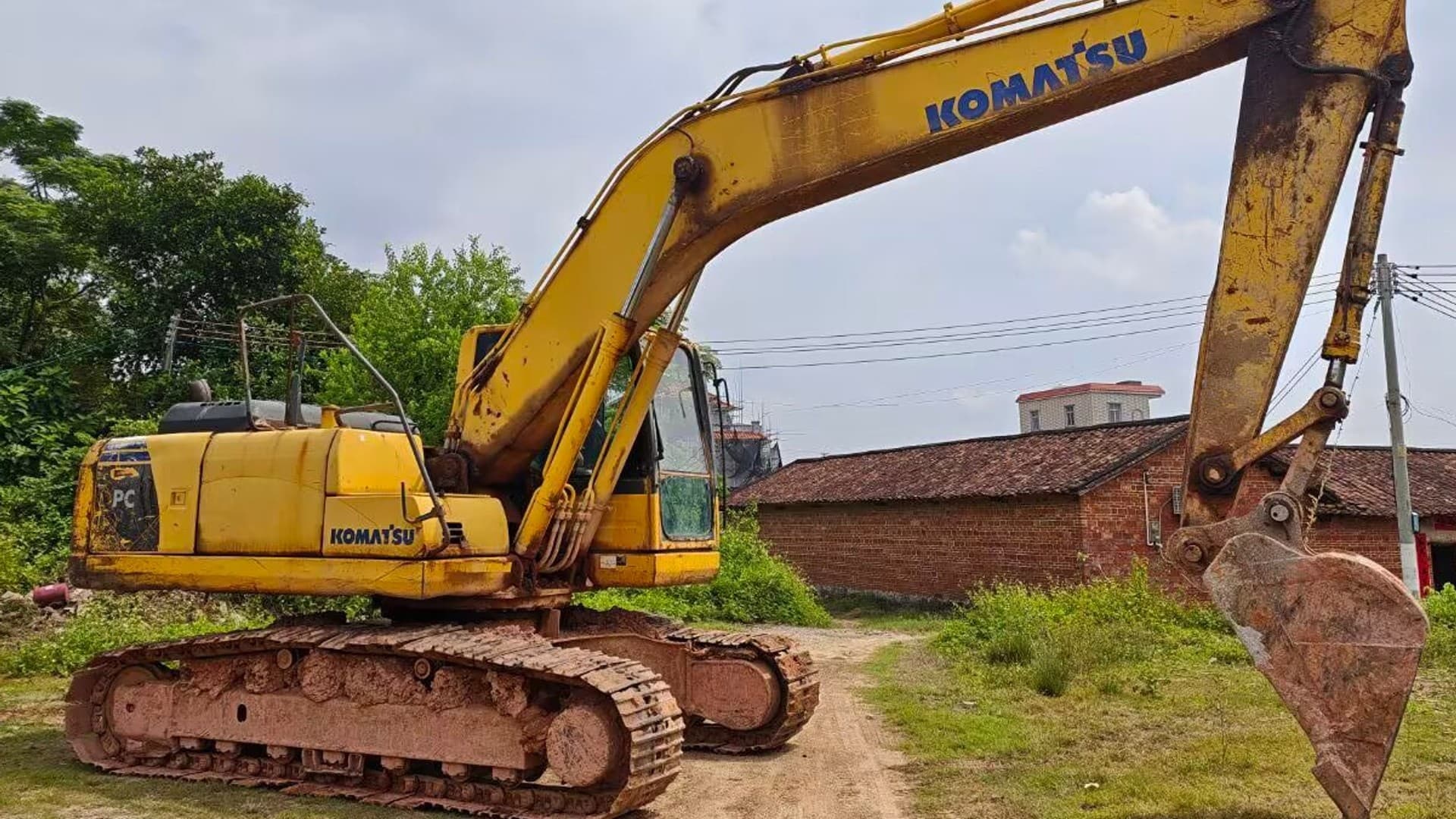Máy Xúc KOMATSU PC 200-8