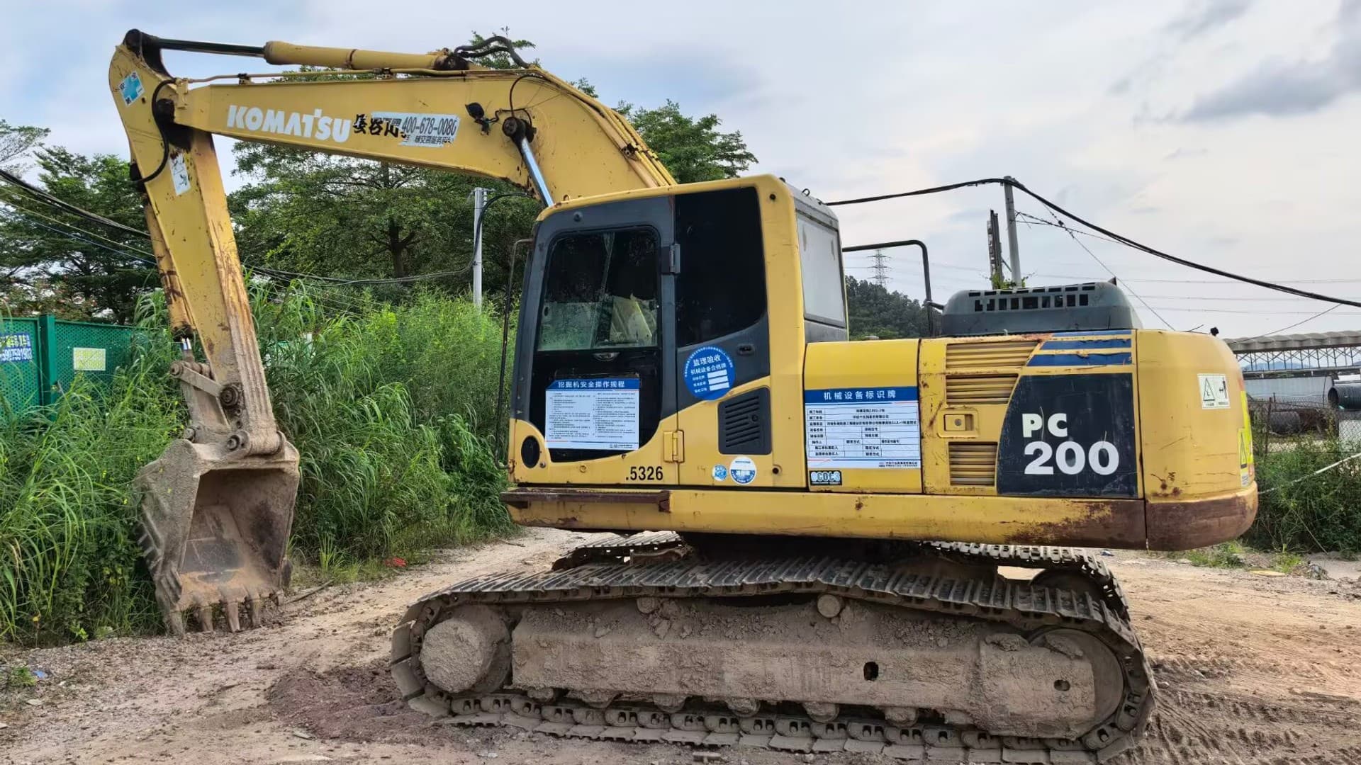 Máy Xúc KOMATSU PC 200-8