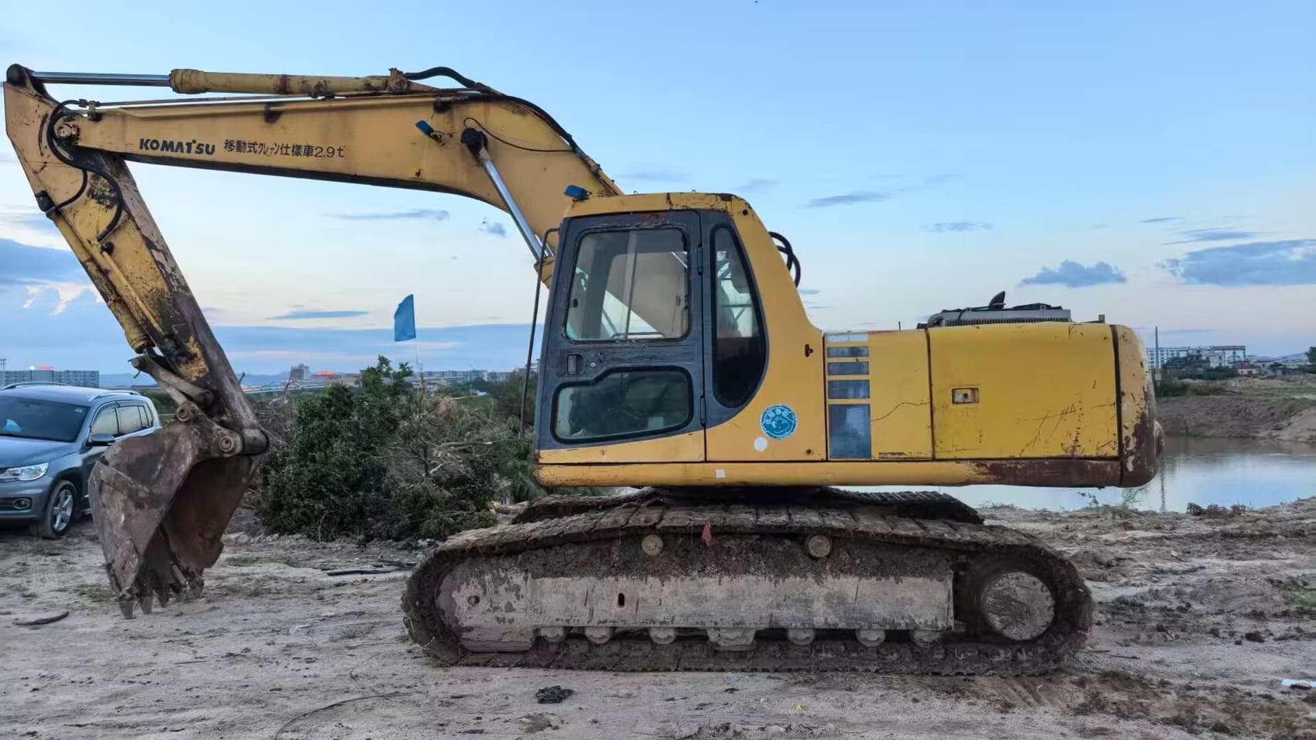 Máy Xúc KOMATSU PC 200-6E