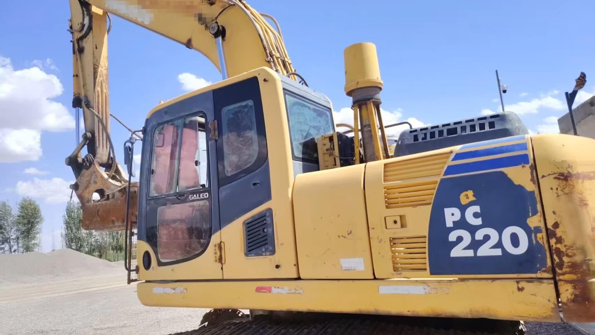 Máy Xúc KOMATSU PC 200-8